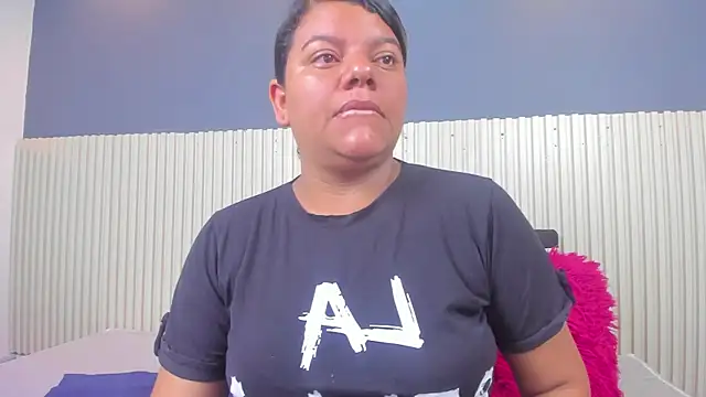 Aida-nicolle online show from 09.12.25