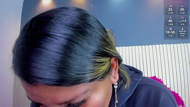 Aida-nicolle online show from 10.23.25