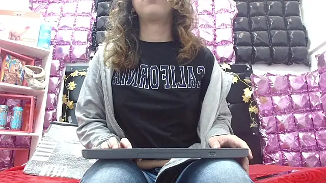 poisondost hot online show from 10.10.25