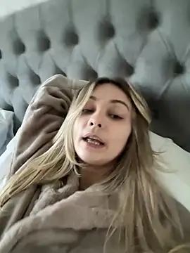 skyemorgan01 online show from 03.26.26