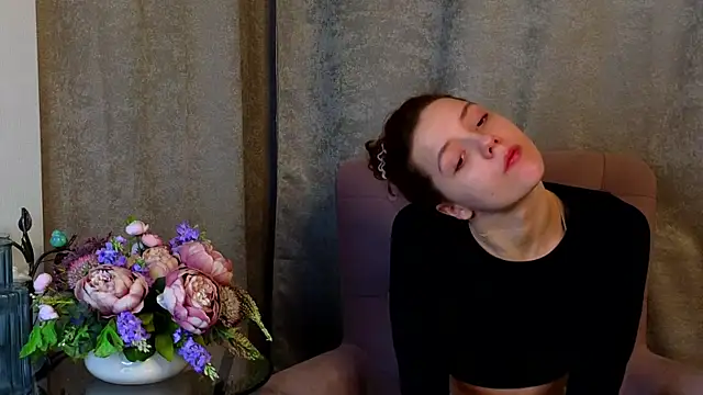 AmyGuerrero online show from 02.14.25