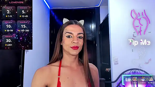 Snapshot of Dollcatalina chatting on 10.16.25 Dollcatalina online show from 10.16.25