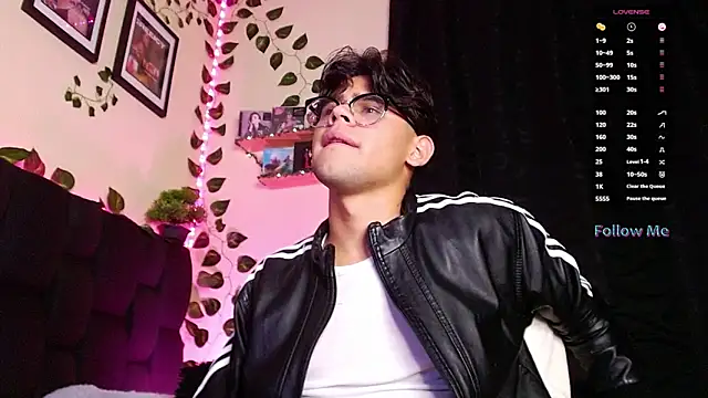 isaac-saenz online show from 02.25.25