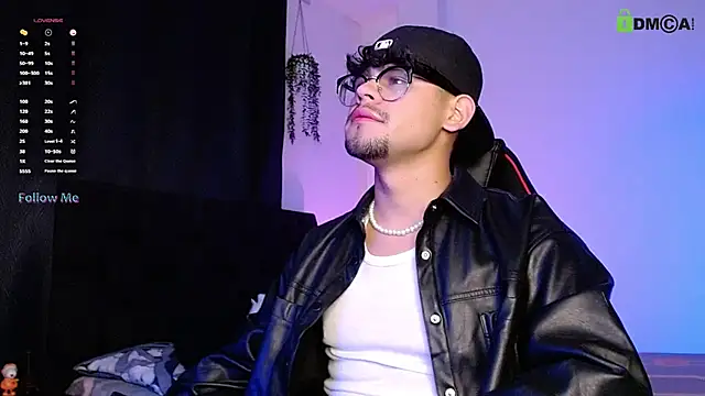 isaac-saenz online show from 11.01.25