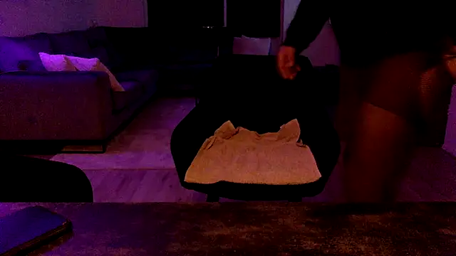 Bleueyez007 online show from 03.05.25