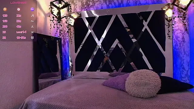 charlotte bluee online show from 09.22.25