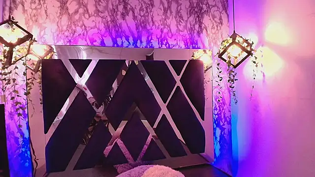 charlotte bluee online show from 11.03.25