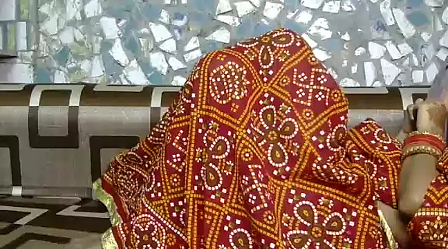 BROUNGIRLKAVYA online show from 02.16.25