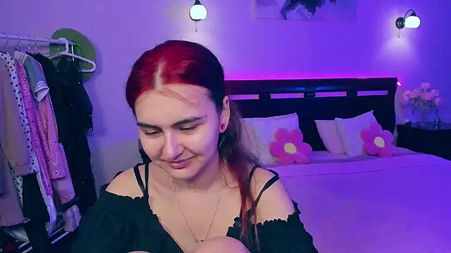 Snapshot of GabriellaMays chatting on 03.12.25 GabriellaMays online show from 03.12.25