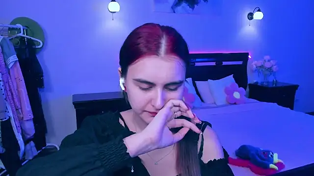Snapshot of GabriellaMays chatting on 03.17.25 GabriellaMays online show from 03.17.25