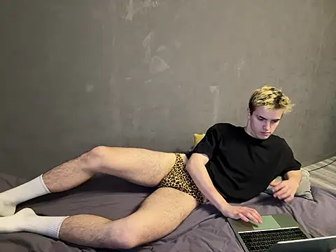 EdwinBlaze online show from 02.14.25