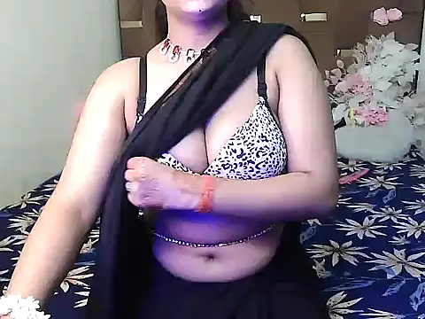 megancatluna online show from 10.03.25