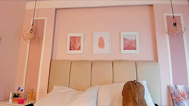 Annie rhoades online show from 03.12.26