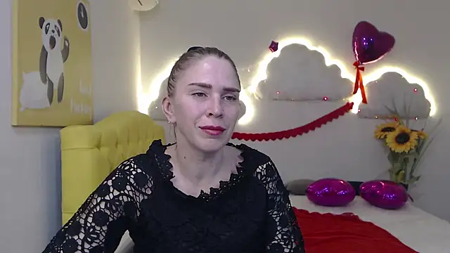 Snapshot of TessaDaybreak chatting on 03.14.25 TessaDaybreak online show from 03.14.25
