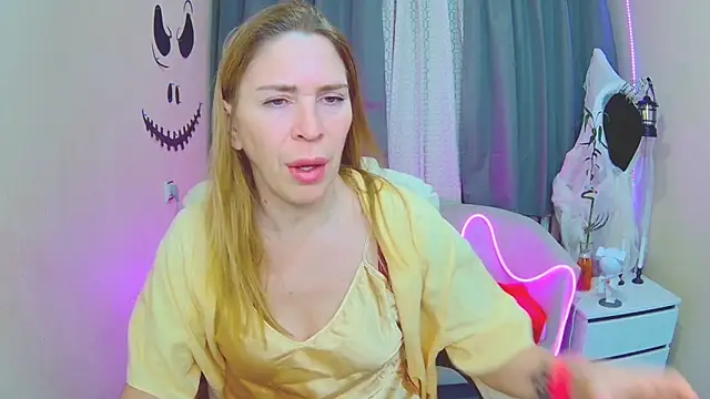 TessaDaybreak online show from 11.04.25