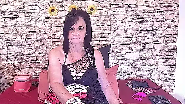 Snapshot of LuciousGrace chatting on 03.05.26 LuciousGrace online show from 03.05.26