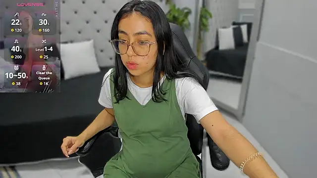 lucelly 15 online show from 02.04.26