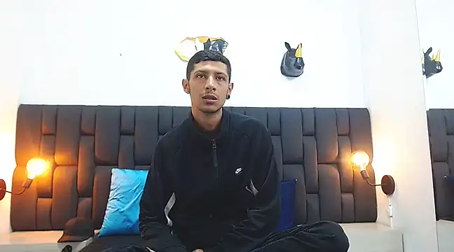 Dangerous dogg online show from 02.25.25