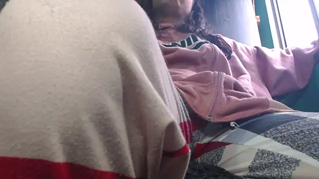 Snapshot of Gaby-sexy chatting on 10.06.25 Gaby-sexy online show from 10.06.25