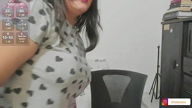 Naoko 7w7 online show from 03.31.26