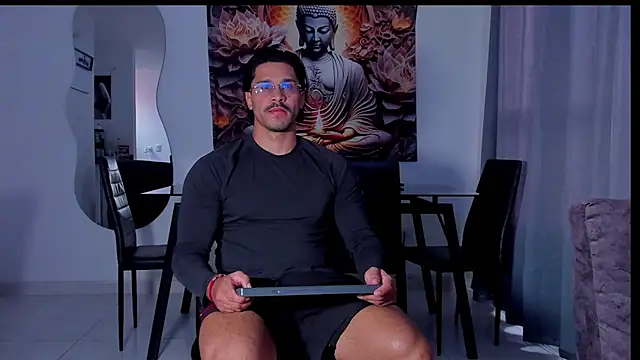 Valentino Dosantos  online show from 02.04.26