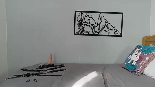 Snapshot of karina-lopez chatting on 11.17.25 karina-lopez online show from 11.17.25