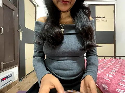 aliya bhatt online show from 10.15.25