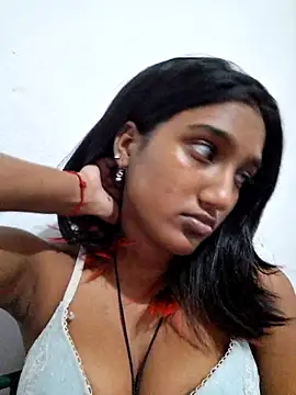 indianpink lips online show from 03.20.25