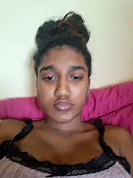 indianpink lips online show from 09.28.25