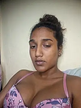 indianpink lips online show from 11.11.25