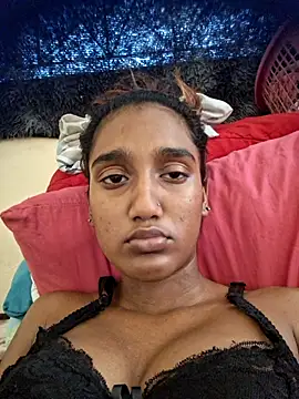 indianpink lips online show from 02.10.26