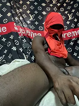 Snapshot of BlaccZhakky chatting on 10.02.25 BlaccZhakky online show from 10.02.25