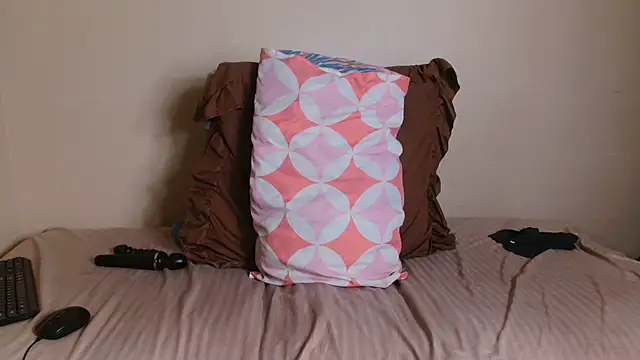 Karishma99  online show from 02.28.25