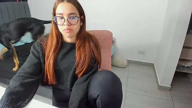 Greciaruiz  online show from 09.14.25