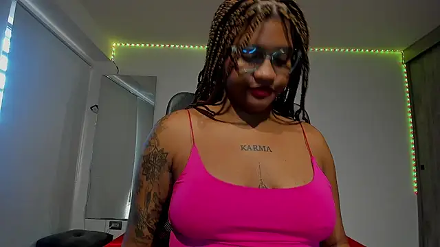 ZahraRose online show from 03.07.25