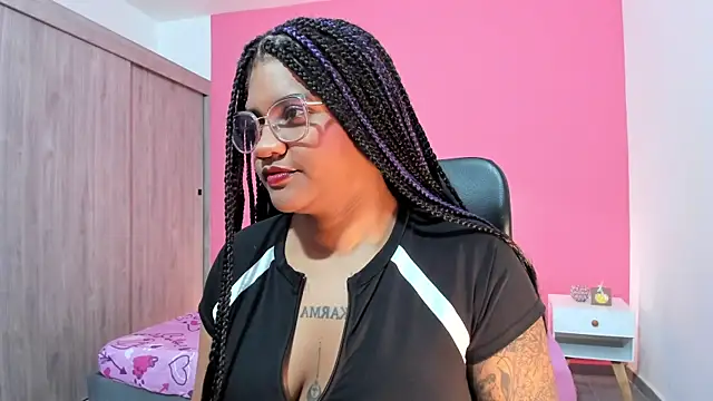 ZahraRose online show from 11.27.25