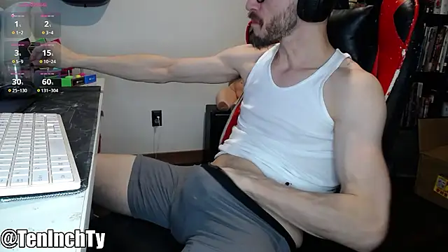 Snapshot of teninchty chatting on 02.26.26 teninchty online show from 02.26.26