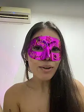 Snapshot of angelmarconi chatting on 02.16.25 angelmarconi online show from 02.16.25