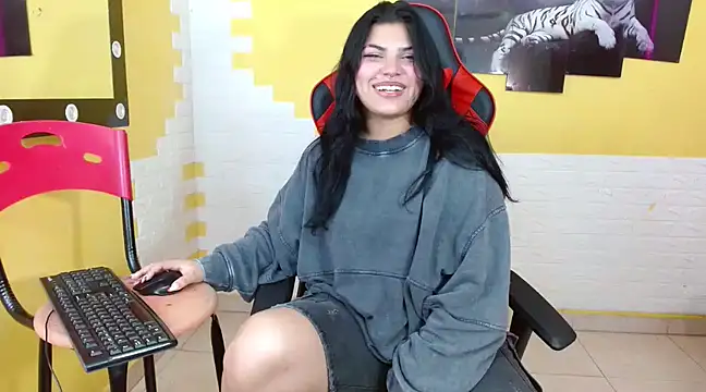 melany rouse18 online show from 02.28.25