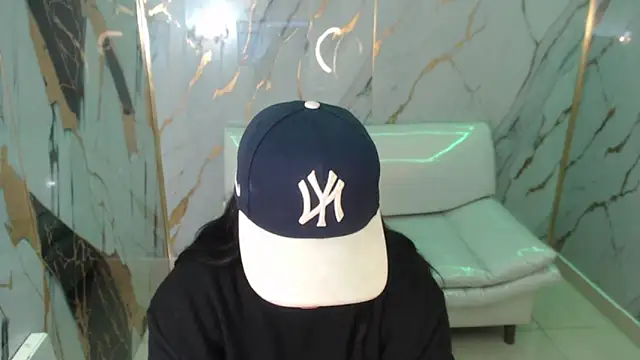 melany rouse18 online show from 11.19.25