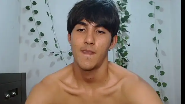 neithanzynxx online show from 02.19.25