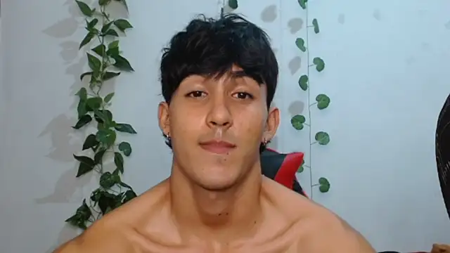neithanzynxx online show from 02.23.25