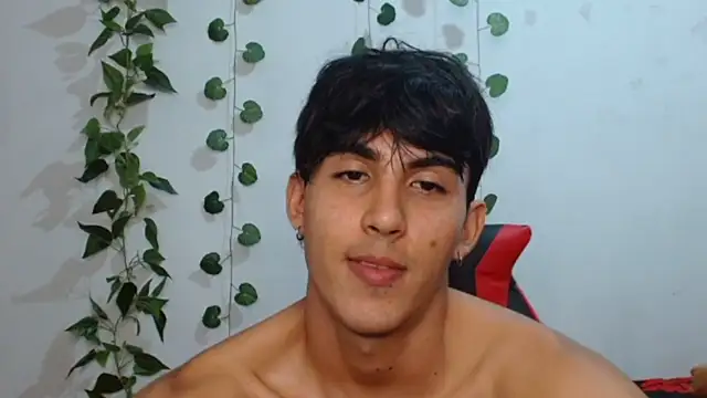 neithanzynxx online show from 02.25.25