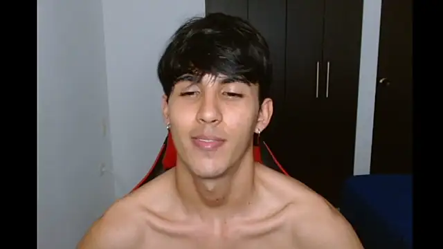 neithanzynxx online show from 03.21.25