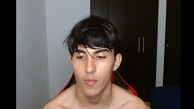 neithanzynxx online show from 03.21.25