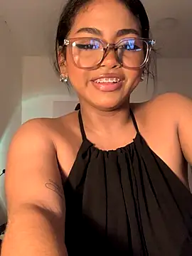 Snapshot of Dahiana_Giil chatting on 09.23.25 Dahiana Giil online show from 09.23.25