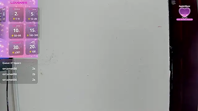 Snapshot of AdamParker_ chatting on 03.05.25 AdamParker online show from 03.05.25