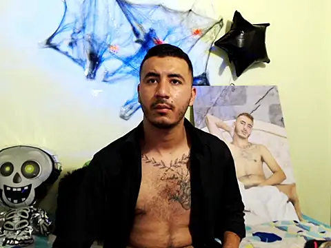 Snapshot of AdamParker_ chatting on 10.24.25 AdamParker online show from 10.24.25