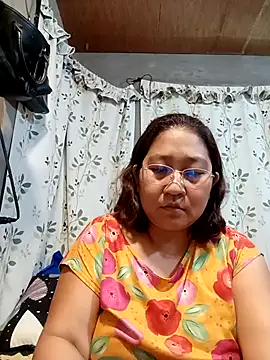 Snapshot of hotchubby88 chatting on 10.04.25 hotchubby88 online show from 10.04.25