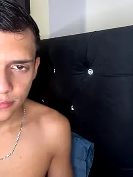 JacobRoberts1 online show from 09.18.25